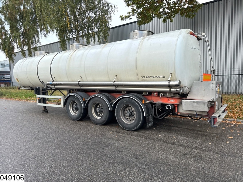 Magyar Food 26000 liter, 1 Comp - Säiliöpuoliperävaunu: kuva Magyar Food 26000 liter, 1 Comp - Säiliöpuoliperävaunu Magyar Food 26000 liter, 1 Comp - Säiliöpuoliperävaunu: kuva Magyar Food 26000 liter, 1 Comp - Säiliöpuoliperävaunu