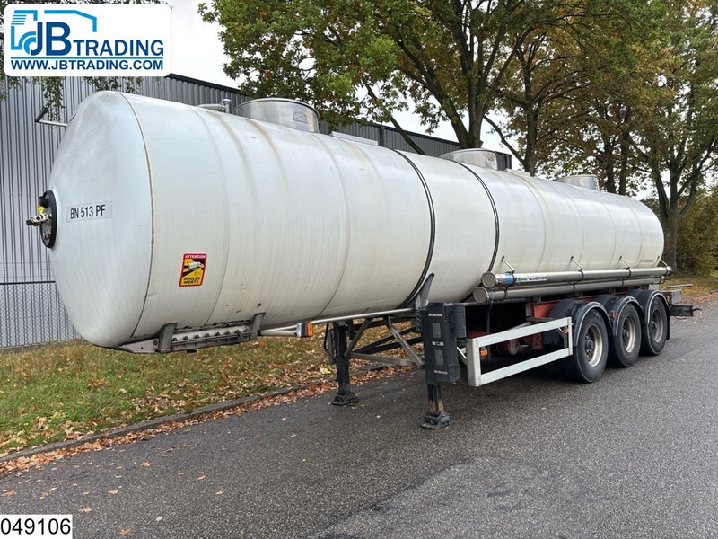 Magyar Food 26000 liter, 1 Comp - Säiliöpuoliperävaunu: kuva Magyar Food 26000 liter, 1 Comp - Säiliöpuoliperävaunu Magyar Food 26000 liter, 1 Comp - Säiliöpuoliperävaunu: kuva Magyar Food 26000 liter, 1 Comp - Säiliöpuoliperävaunu