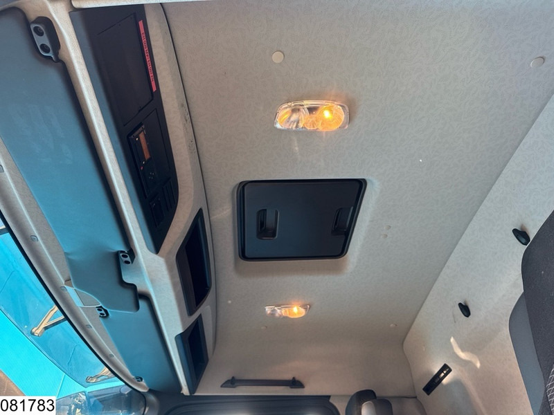 Umpikori kuorma-auto Mercedes-Benz Antos 1842 EURO 6, Dhollandia: kuva Umpikori kuorma-auto Mercedes-Benz Antos 1842 EURO 6, Dhollandia