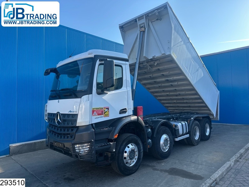 Kippiauto kuorma-auto Mercedes-Benz Arocs 3246 8X4, EURO 6, Steel suspension, Retarder: kuva Kippiauto kuorma-auto Mercedes-Benz Arocs 3246 8X4, EURO 6, Steel suspension, Retarder