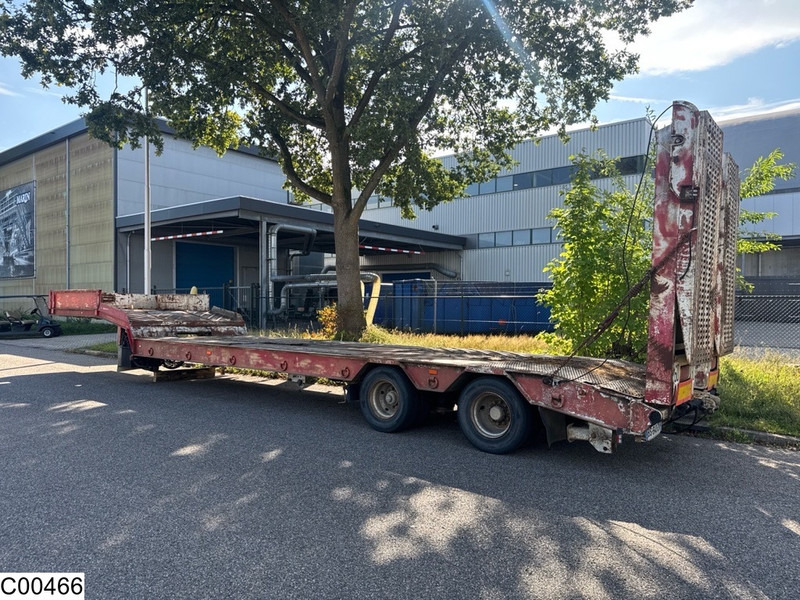 ROBUSTE semie 38.000 KG - Apuvaunu puoliperävaunu: kuva ROBUSTE semie 38.000 KG - Apuvaunu puoliperävaunu ROBUSTE semie 38.000 KG - Apuvaunu puoliperävaunu: kuva ROBUSTE semie 38.000 KG - Apuvaunu puoliperävaunu