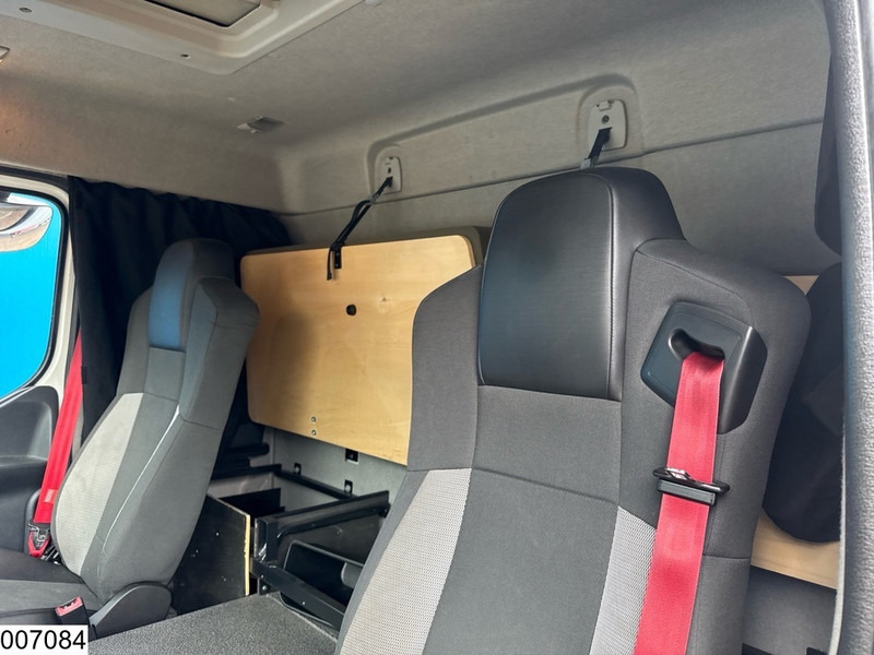 Renault D 13 250 EURO 6, ADR - Konttialus/ Vaihtokuormatilat kuorma-auto: kuva Renault D 13 250 EURO 6, ADR - Konttialus/ Vaihtokuormatilat kuorma-auto Renault D 13 250 EURO 6, ADR - Konttialus/ Vaihtokuormatilat kuorma-auto: kuva Renault D 13 250 EURO 6, ADR - Konttialus/ Vaihtokuormatilat kuorma-auto