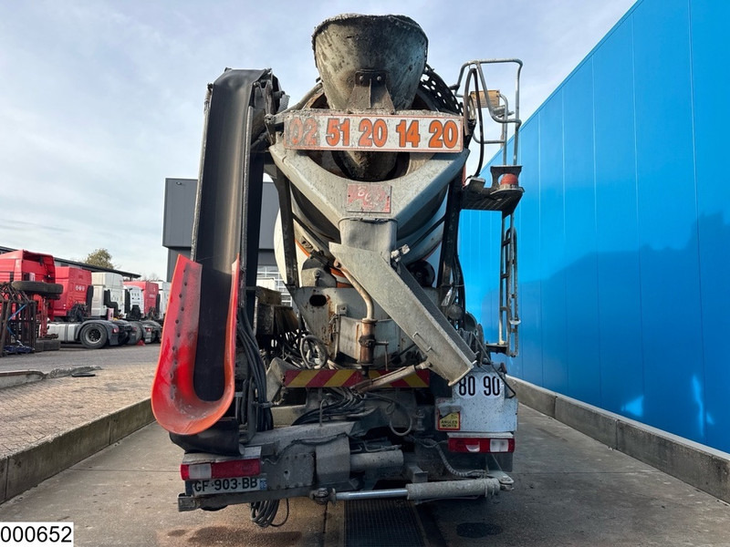 Renault Kerax 410 Dxi 8x4, Cifa, 9m3, Remote - Betoniauto: kuva Renault Kerax 410 Dxi 8x4, Cifa, 9m3, Remote - Betoniauto Renault Kerax 410 Dxi 8x4, Cifa, 9m3, Remote - Betoniauto: kuva Renault Kerax 410 Dxi 8x4, Cifa, 9m3, Remote - Betoniauto