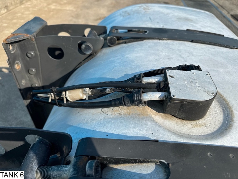 Universeel Brandstoftank - Polttoainetankki - Kuorma-auto: kuva Universeel Brandstoftank - Polttoainetankki - Kuorma-auto Universeel Brandstoftank - Polttoainetankki - Kuorma-auto: kuva Universeel Brandstoftank - Polttoainetankki - Kuorma-auto