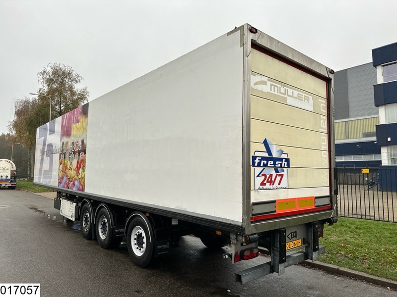 Van Eck Koel vries Mitsubishi - Refrigeraattori puoliperävaunu: kuva Van Eck Koel vries Mitsubishi - Refrigeraattori puoliperävaunu Van Eck Koel vries Mitsubishi - Refrigeraattori puoliperävaunu: kuva Van Eck Koel vries Mitsubishi - Refrigeraattori puoliperävaunu