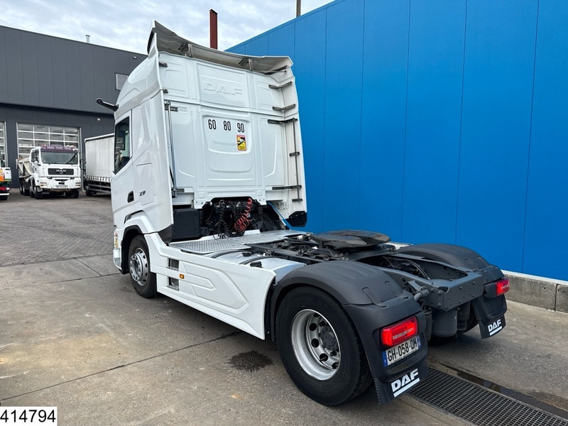 DAF XF 480 EURO 6, Standairco - Vetopöytäauto: kuva DAF XF 480 EURO 6, Standairco - Vetopöytäauto DAF XF 480 EURO 6, Standairco - Vetopöytäauto: kuva DAF XF 480 EURO 6, Standairco - Vetopöytäauto