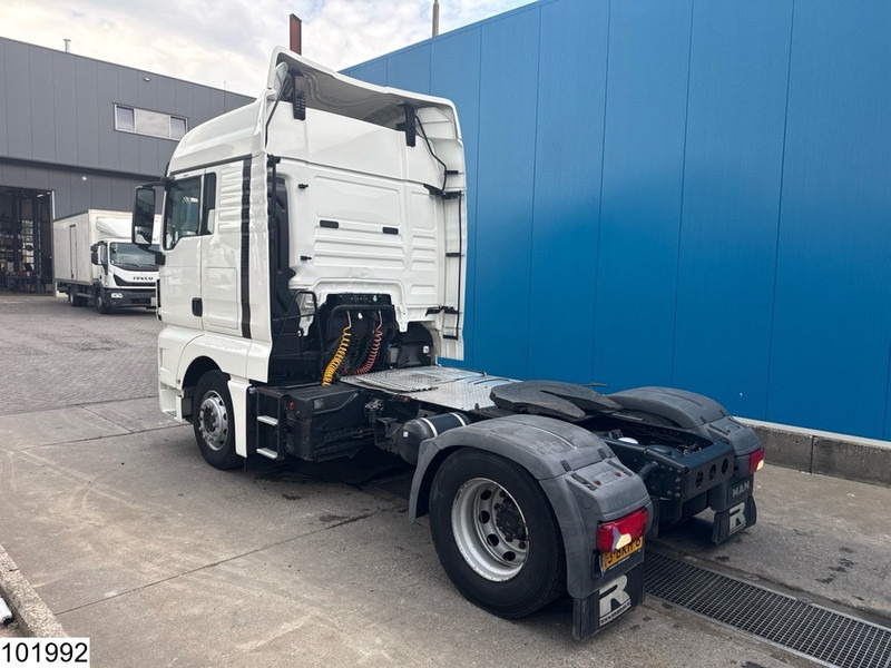 MAN TGX 18 420 EURO 6 - Vetopöytäauto: kuva MAN TGX 18 420 EURO 6 - Vetopöytäauto MAN TGX 18 420 EURO 6 - Vetopöytäauto: kuva MAN TGX 18 420 EURO 6 - Vetopöytäauto