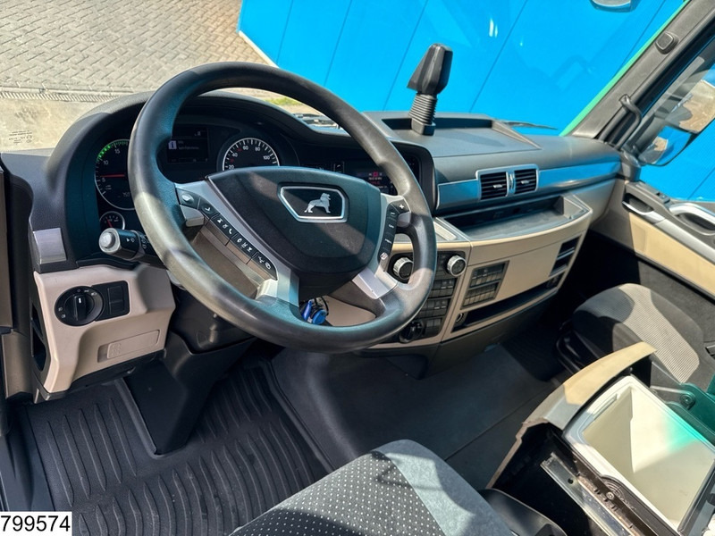 MAN TGX 18 500 EURO 6, Retarder, Mega - Vetopöytäauto: kuva MAN TGX 18 500 EURO 6, Retarder, Mega - Vetopöytäauto MAN TGX 18 500 EURO 6, Retarder, Mega - Vetopöytäauto: kuva MAN TGX 18 500 EURO 6, Retarder, Mega - Vetopöytäauto