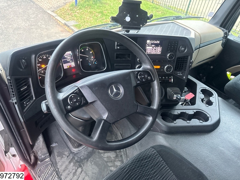 Mercedes-Benz Actros 1843 EURO 6, lohr, Retarder, Combi, Standairco - Vetopöytäauto: kuva Mercedes-Benz Actros 1843 EURO 6, lohr, Retarder, Combi, Standairco - Vetopöytäauto Mercedes-Benz Actros 1843 EURO 6, lohr, Retarder, Combi, Standairco - Vetopöytäauto: kuva Mercedes-Benz Actros 1843 EURO 6, lohr, Retarder, Combi, Standairco - Vetopöytäauto