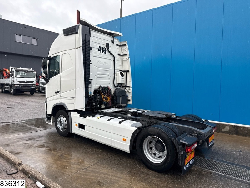 Volvo FH 460 XL, EURO 6, Standairco, i-Shift - Vetopöytäauto: kuva Volvo FH 460 XL, EURO 6, Standairco, i-Shift - Vetopöytäauto Volvo FH 460 XL, EURO 6, Standairco, i-Shift - Vetopöytäauto: kuva Volvo FH 460 XL, EURO 6, Standairco, i-Shift - Vetopöytäauto