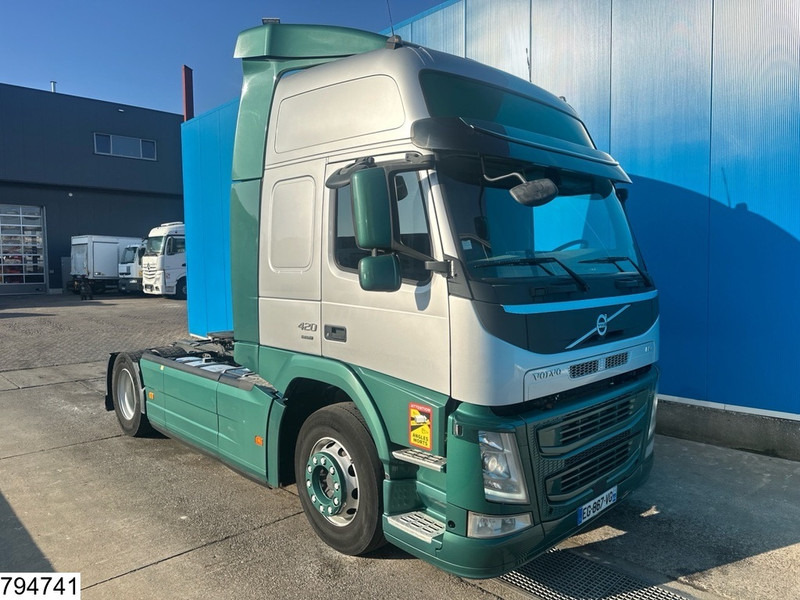 Volvo FM 420 EURO 6 - Vetopöytäauto: kuva Volvo FM 420 EURO 6 - Vetopöytäauto Volvo FM 420 EURO 6 - Vetopöytäauto: kuva Volvo FM 420 EURO 6 - Vetopöytäauto