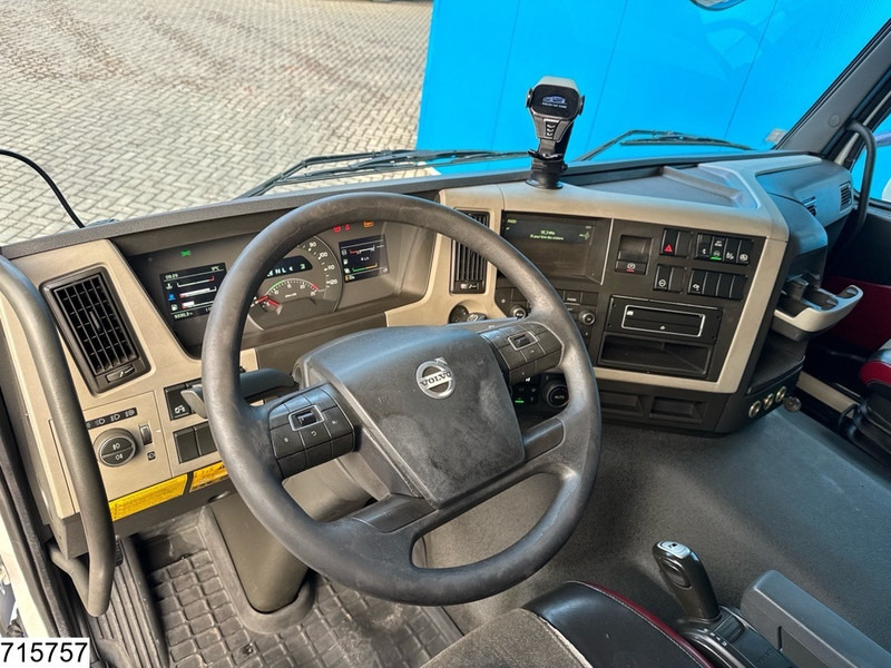 Volvo FM 460 EURO 6, Lohr, PTO - Vetopöytäauto: kuva Volvo FM 460 EURO 6, Lohr, PTO - Vetopöytäauto Volvo FM 460 EURO 6, Lohr, PTO - Vetopöytäauto: kuva Volvo FM 460 EURO 6, Lohr, PTO - Vetopöytäauto
