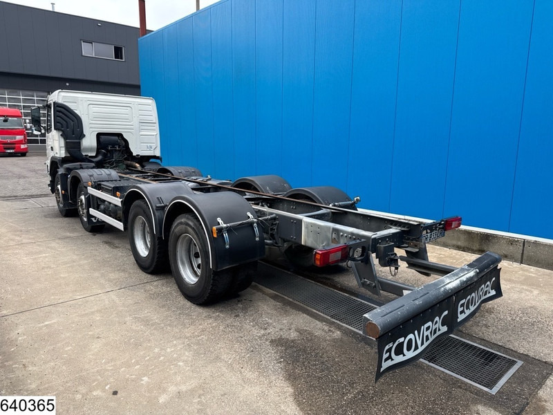 Volvo FM 410 8x4, EURO 5, PTO - Kuorma-auto alusta: kuva Volvo FM 410 8x4, EURO 5, PTO - Kuorma-auto alusta Volvo FM 410 8x4, EURO 5, PTO - Kuorma-auto alusta: kuva Volvo FM 410 8x4, EURO 5, PTO - Kuorma-auto alusta