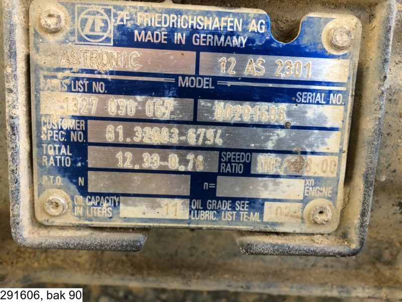 ZF ASTRONIC, CF, 12 AS 2301, Automatic - Vaihdelaatikko: kuva ZF ASTRONIC, CF, 12 AS 2301, Automatic - Vaihdelaatikko ZF ASTRONIC, CF, 12 AS 2301, Automatic - Vaihdelaatikko: kuva ZF ASTRONIC, CF, 12 AS 2301, Automatic - Vaihdelaatikko
