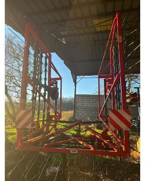 BUGNOT RAPID MULCH - Äes: kuva BUGNOT RAPID MULCH - Äes BUGNOT RAPID MULCH - Äes: kuva BUGNOT RAPID MULCH - Äes