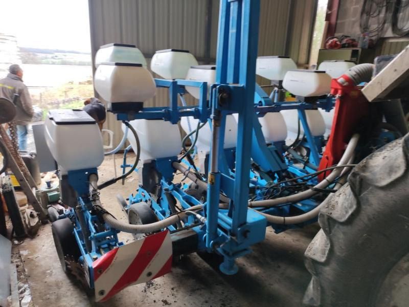 MONOSEM NG+4 - Tarkkuuskylvökone: kuva MONOSEM NG+4 - Tarkkuuskylvökone MONOSEM NG+4 - Tarkkuuskylvökone: kuva MONOSEM NG+4 - Tarkkuuskylvökone