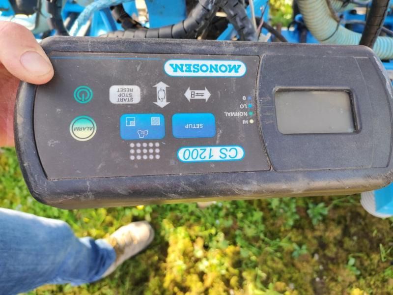 MONOSEM NG+4R - Tarkkuuskylvökone: kuva MONOSEM NG+4R - Tarkkuuskylvökone MONOSEM NG+4R - Tarkkuuskylvökone: kuva MONOSEM NG+4R - Tarkkuuskylvökone