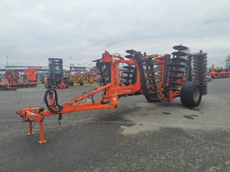 RAZOL RZH28-23 - Lautasäes: kuva RAZOL RZH28-23 - Lautasäes RAZOL RZH28-23 - Lautasäes: kuva RAZOL RZH28-23 - Lautasäes