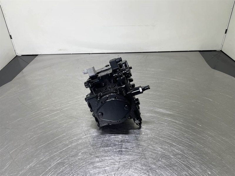Ahlmann AZ45E-4110960A/3-Rexroth A4VG28-Drive pump/Rijpomp - Hydrauliikka - Rakennuskoneet: kuva Ahlmann AZ45E-4110960A/3-Rexroth A4VG28-Drive pump/Rijpomp - Hydrauliikka - Rakennuskoneet Ahlmann AZ45E-4110960A/3-Rexroth A4VG28-Drive pump/Rijpomp - Hydrauliikka - Rakennuskoneet: kuva Ahlmann AZ45E-4110960A/3-Rexroth A4VG28-Drive pump/Rijpomp - Hydrauliikka - Rakennuskoneet