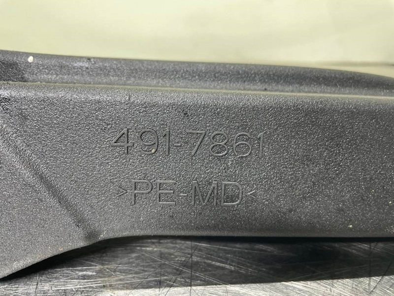 Cat 907M-491-7861-Hose/Schlauch/Slang - Moottori - Rakennuskoneet: kuva Cat 907M-491-7861-Hose/Schlauch/Slang - Moottori - Rakennuskoneet Cat 907M-491-7861-Hose/Schlauch/Slang - Moottori - Rakennuskoneet: kuva Cat 907M-491-7861-Hose/Schlauch/Slang - Moottori - Rakennuskoneet