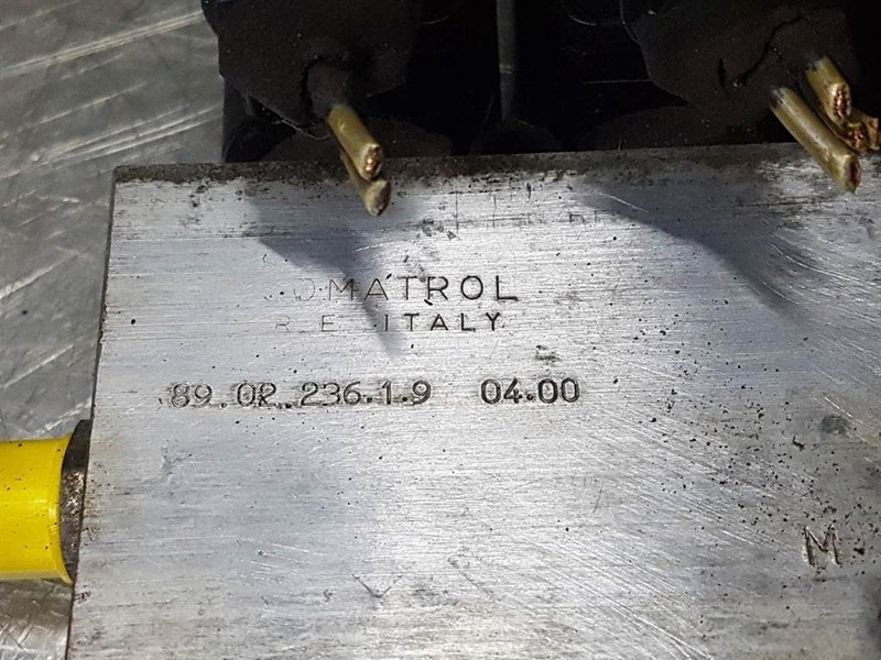 Comatrol 89.02.236.1.9 - Valve/Ventile/Ventiel - Hydrauliikka - Rakennuskoneet: kuva Comatrol 89.02.236.1.9 - Valve/Ventile/Ventiel - Hydrauliikka - Rakennuskoneet Comatrol 89.02.236.1.9 - Valve/Ventile/Ventiel - Hydrauliikka - Rakennuskoneet: kuva Comatrol 89.02.236.1.9 - Valve/Ventile/Ventiel - Hydrauliikka - Rakennuskoneet