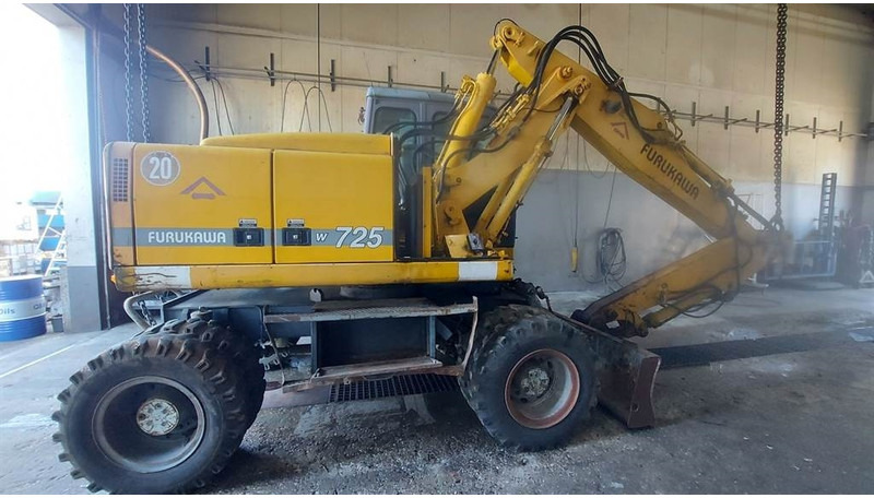 Furukawa W 725 LS (For parts) - Pyöräalustainen kaivinkone: kuva Furukawa W 725 LS (For parts) - Pyöräalustainen kaivinkone Furukawa W 725 LS (For parts) - Pyöräalustainen kaivinkone: kuva Furukawa W 725 LS (For parts) - Pyöräalustainen kaivinkone