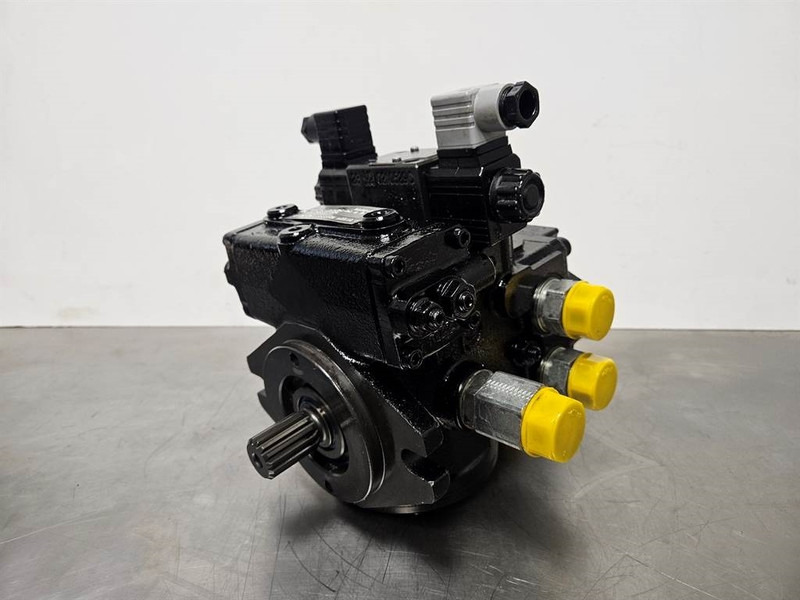 Giant 451T-Bondioli& Pavesi M4PV28-28-Drive pump/Rijpomp - Hydrauliikka - Rakennuskoneet: kuva Giant 451T-Bondioli& Pavesi M4PV28-28-Drive pump/Rijpomp - Hydrauliikka - Rakennuskoneet Giant 451T-Bondioli& Pavesi M4PV28-28-Drive pump/Rijpomp - Hydrauliikka - Rakennuskoneet: kuva Giant 451T-Bondioli& Pavesi M4PV28-28-Drive pump/Rijpomp - Hydrauliikka - Rakennuskoneet