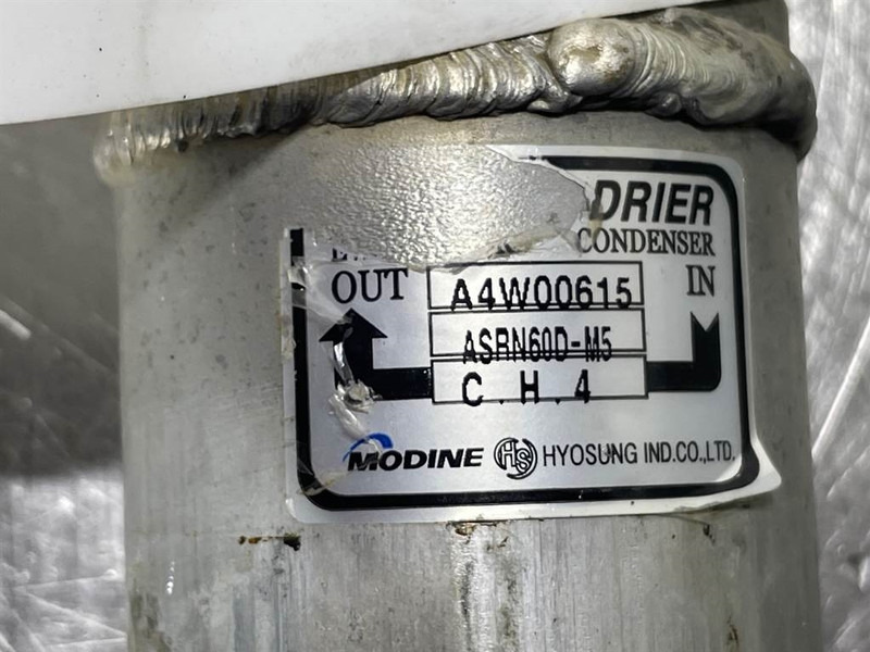 Hyundai HL757-7A-11N6-90060 / A4W00615 / ASRN60D-M5-Drier - Runko/ Alusta - Rakennuskoneet: kuva Hyundai HL757-7A-11N6-90060 / A4W00615 / ASRN60D-M5-Drier - Runko/ Alusta - Rakennuskoneet Hyundai HL757-7A-11N6-90060 / A4W00615 / ASRN60D-M5-Drier - Runko/ Alusta - Rakennuskoneet: kuva Hyundai HL757-7A-11N6-90060 / A4W00615 / ASRN60D-M5-Drier - Runko/ Alusta - Rakennuskoneet