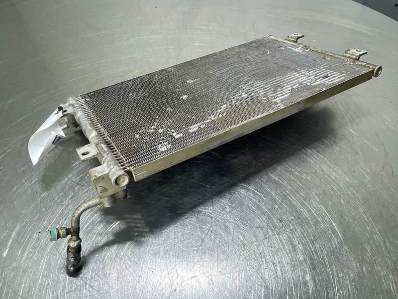 Hyundai HL757-7A-A2W01133-Airco condenser/Klimakondensator - Runko/ Alusta - Rakennuskoneet: kuva Hyundai HL757-7A-A2W01133-Airco condenser/Klimakondensator - Runko/ Alusta - Rakennuskoneet Hyundai HL757-7A-A2W01133-Airco condenser/Klimakondensator - Runko/ Alusta - Rakennuskoneet: kuva Hyundai HL757-7A-A2W01133-Airco condenser/Klimakondensator - Runko/ Alusta - Rakennuskoneet