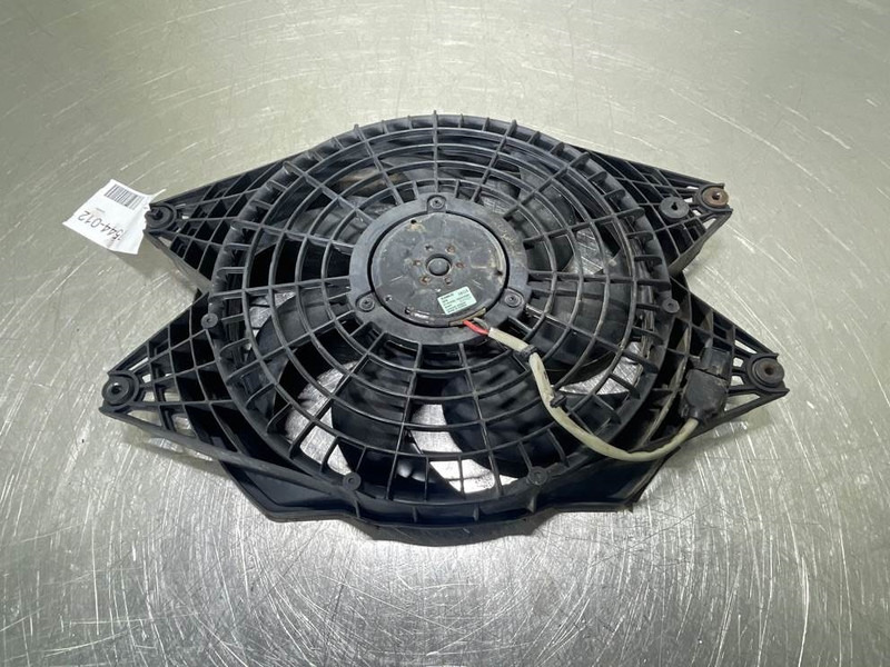 Hyundai HL757-7A-A2W01178 / KAMCO-99243-5K000-Fan/Lüfter - Sähköjärjestelmä - Rakennuskoneet: kuva Hyundai HL757-7A-A2W01178 / KAMCO-99243-5K000-Fan/Lüfter - Sähköjärjestelmä - Rakennuskoneet Hyundai HL757-7A-A2W01178 / KAMCO-99243-5K000-Fan/Lüfter - Sähköjärjestelmä - Rakennuskoneet: kuva Hyundai HL757-7A-A2W01178 / KAMCO-99243-5K000-Fan/Lüfter - Sähköjärjestelmä - Rakennuskoneet