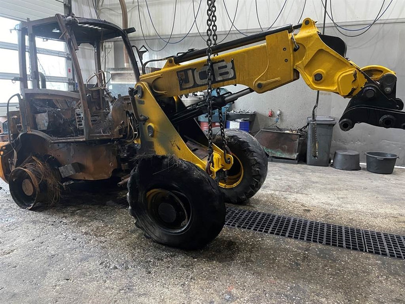 JCB TM 220 - (For parts) - Pyöräkuormaaja: kuva JCB TM 220 - (For parts) - Pyöräkuormaaja JCB TM 220 - (For parts) - Pyöräkuormaaja: kuva JCB TM 220 - (For parts) - Pyöräkuormaaja