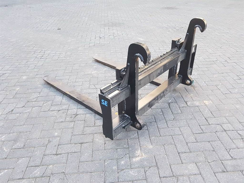 Liebherr/Komatsu/Volvo BM/5-TON-Palletvorken/Forks - Haarukka: kuva Liebherr/Komatsu/Volvo BM/5-TON-Palletvorken/Forks - Haarukka Liebherr/Komatsu/Volvo BM/5-TON-Palletvorken/Forks - Haarukka: kuva Liebherr/Komatsu/Volvo BM/5-TON-Palletvorken/Forks - Haarukka