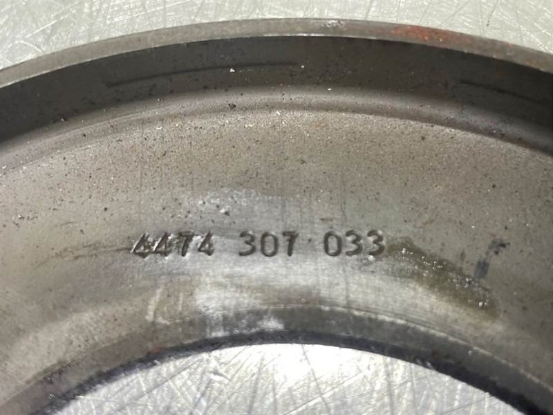 Liebherr L574-4635105/7615100-Slotted nut/Nutmutter/Plate - Akseli ja osat - Rakennuskoneet: kuva Liebherr L574-4635105/7615100-Slotted nut/Nutmutter/Plate - Akseli ja osat - Rakennuskoneet Liebherr L574-4635105/7615100-Slotted nut/Nutmutter/Plate - Akseli ja osat - Rakennuskoneet: kuva Liebherr L574-4635105/7615100-Slotted nut/Nutmutter/Plate - Akseli ja osat - Rakennuskoneet