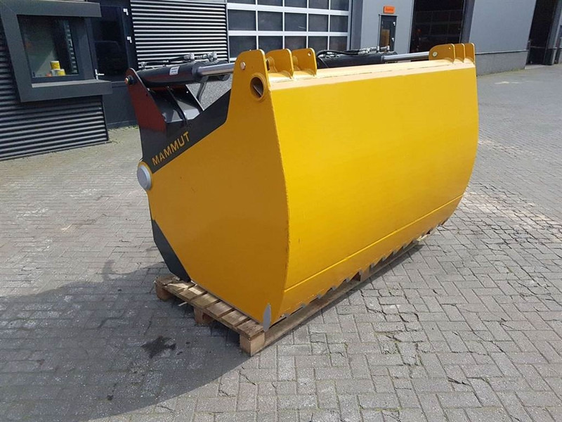 MAMMUT SC220XL - Silage cutter/Silageschneider/Kuilhapper - Säilörehu - laitteet: kuva MAMMUT SC220XL - Silage cutter/Silageschneider/Kuilhapper - Säilörehu - laitteet MAMMUT SC220XL - Silage cutter/Silageschneider/Kuilhapper - Säilörehu - laitteet: kuva MAMMUT SC220XL - Silage cutter/Silageschneider/Kuilhapper - Säilörehu - laitteet
