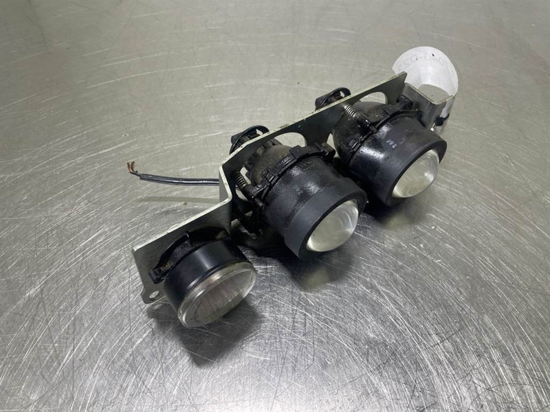 Mecalac 12MTX-5170184/5170185/5170186-Light/Leuchte - Sähköjärjestelmä - Rakennuskoneet: kuva Mecalac 12MTX-5170184/5170185/5170186-Light/Leuchte - Sähköjärjestelmä - Rakennuskoneet Mecalac 12MTX-5170184/5170185/5170186-Light/Leuchte - Sähköjärjestelmä - Rakennuskoneet: kuva Mecalac 12MTX-5170184/5170185/5170186-Light/Leuchte - Sähköjärjestelmä - Rakennuskoneet