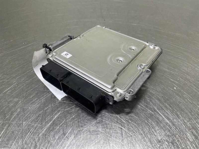 Mecalac 12MTX-6160099-ECU/Control box/Steuermodul - Sähköjärjestelmä - Rakennuskoneet: kuva Mecalac 12MTX-6160099-ECU/Control box/Steuermodul - Sähköjärjestelmä - Rakennuskoneet Mecalac 12MTX-6160099-ECU/Control box/Steuermodul - Sähköjärjestelmä - Rakennuskoneet: kuva Mecalac 12MTX-6160099-ECU/Control box/Steuermodul - Sähköjärjestelmä - Rakennuskoneet