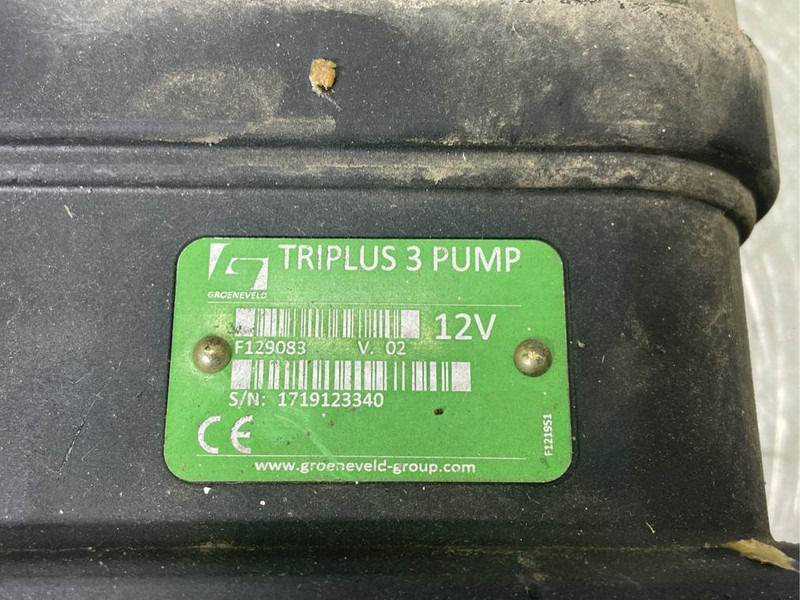 Mecalac 12MTX-F129083 12V-Lubricating system - Runko/ Alusta - Rakennuskoneet: kuva Mecalac 12MTX-F129083 12V-Lubricating system - Runko/ Alusta - Rakennuskoneet Mecalac 12MTX-F129083 12V-Lubricating system - Runko/ Alusta - Rakennuskoneet: kuva Mecalac 12MTX-F129083 12V-Lubricating system - Runko/ Alusta - Rakennuskoneet