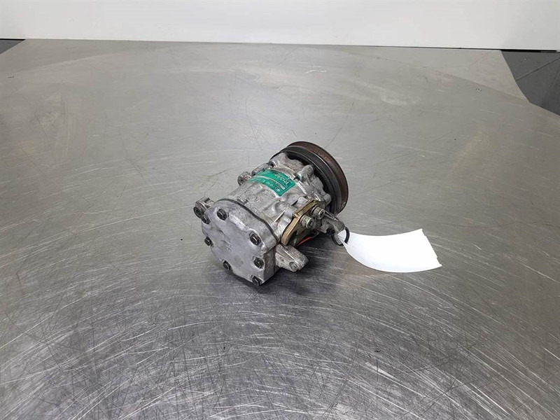 SANDEN SD7B10-7170-Compressor/Kompressor/Aircopomp - Ilmastoinnin kompressori - Rakennuskoneet: kuva SANDEN SD7B10-7170-Compressor/Kompressor/Aircopomp - Ilmastoinnin kompressori - Rakennuskoneet SANDEN SD7B10-7170-Compressor/Kompressor/Aircopomp - Ilmastoinnin kompressori - Rakennuskoneet: kuva SANDEN SD7B10-7170-Compressor/Kompressor/Aircopomp - Ilmastoinnin kompressori - Rakennuskoneet