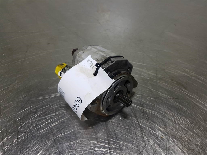 Sauer Sundstrand TKP4-26/11DSC06RE01G/6B - Gearpum - Hydrauliikka - Rakennuskoneet: kuva Sauer Sundstrand TKP4-26/11DSC06RE01G/6B - Gearpum - Hydrauliikka - Rakennuskoneet Sauer Sundstrand TKP4-26/11DSC06RE01G/6B - Gearpum - Hydrauliikka - Rakennuskoneet: kuva Sauer Sundstrand TKP4-26/11DSC06RE01G/6B - Gearpum - Hydrauliikka - Rakennuskoneet