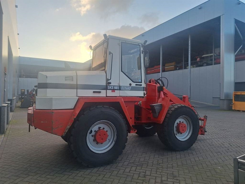 Schaeff SKS 661 - Pyöräkuormaaja: kuva Schaeff SKS 661 - Pyöräkuormaaja Schaeff SKS 661 - Pyöräkuormaaja: kuva Schaeff SKS 661 - Pyöräkuormaaja