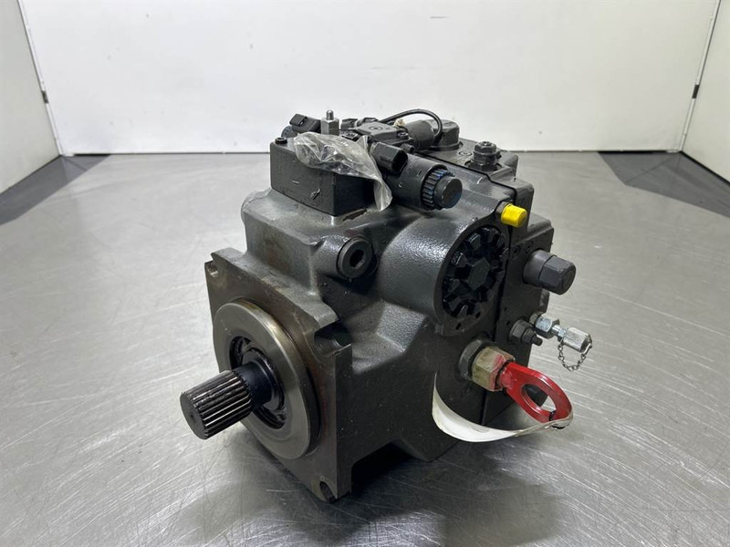Vervaet -Sauer Danfoss H1P115LAC1C2N-Drive pump/Fahrpumpe - Hydrauliikka - Rakennuskoneet: kuva Vervaet -Sauer Danfoss H1P115LAC1C2N-Drive pump/Fahrpumpe - Hydrauliikka - Rakennuskoneet Vervaet -Sauer Danfoss H1P115LAC1C2N-Drive pump/Fahrpumpe - Hydrauliikka - Rakennuskoneet: kuva Vervaet -Sauer Danfoss H1P115LAC1C2N-Drive pump/Fahrpumpe - Hydrauliikka - Rakennuskoneet