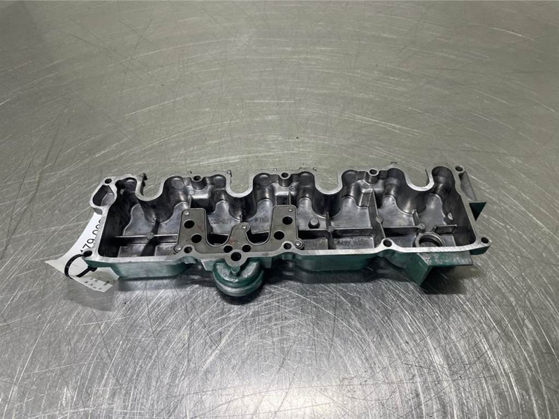 Volvo L30B-Z/X-Deutz TD2011L04I-Valve cover/Ventildeckel - Moottori - Rakennuskoneet: kuva Volvo L30B-Z/X-Deutz TD2011L04I-Valve cover/Ventildeckel - Moottori - Rakennuskoneet Volvo L30B-Z/X-Deutz TD2011L04I-Valve cover/Ventildeckel - Moottori - Rakennuskoneet: kuva Volvo L30B-Z/X-Deutz TD2011L04I-Valve cover/Ventildeckel - Moottori - Rakennuskoneet