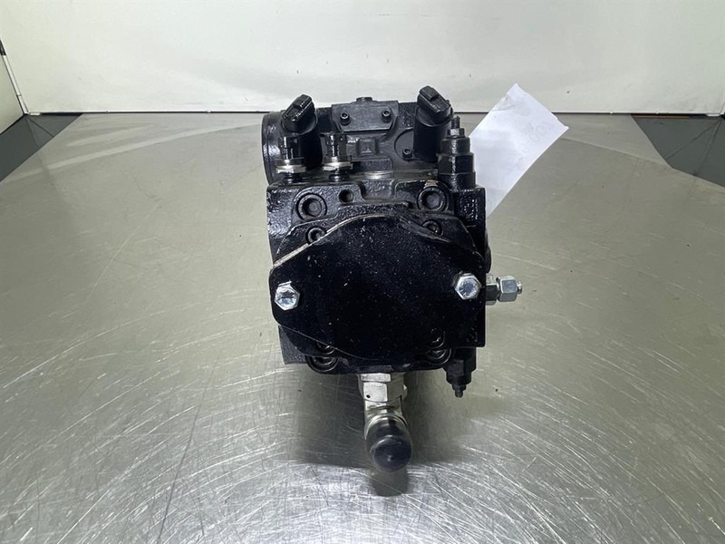 WACKER NEUSON 1000416565-Rexroth A4VG090-Drive pump/Fahrpumpe - Hydrauliikka - Rakennuskoneet: kuva WACKER NEUSON 1000416565-Rexroth A4VG090-Drive pump/Fahrpumpe - Hydrauliikka - Rakennuskoneet WACKER NEUSON 1000416565-Rexroth A4VG090-Drive pump/Fahrpumpe - Hydrauliikka - Rakennuskoneet: kuva WACKER NEUSON 1000416565-Rexroth A4VG090-Drive pump/Fahrpumpe - Hydrauliikka - Rakennuskoneet