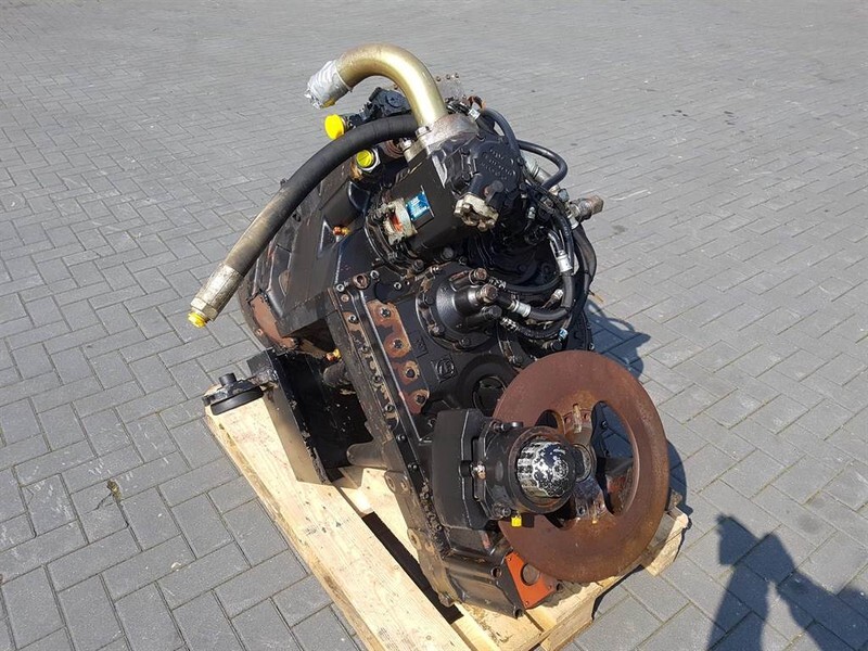 ZF - Transmission/Getriebe/Transmissiebak - Vaihdelaatikko ja osat - Rakennuskoneet: kuva ZF - Transmission/Getriebe/Transmissiebak - Vaihdelaatikko ja osat - Rakennuskoneet ZF - Transmission/Getriebe/Transmissiebak - Vaihdelaatikko ja osat - Rakennuskoneet: kuva ZF - Transmission/Getriebe/Transmissiebak - Vaihdelaatikko ja osat - Rakennuskoneet