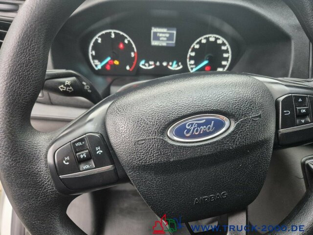 Ford Transit Custom 2.0 TDCi EURO 6 DAB Nur 95 TKM - Pieni pakettiauto: kuva Ford Transit Custom 2.0 TDCi EURO 6 DAB Nur 95 TKM - Pieni pakettiauto Ford Transit Custom 2.0 TDCi EURO 6 DAB Nur 95 TKM - Pieni pakettiauto: kuva Ford Transit Custom 2.0 TDCi EURO 6 DAB Nur 95 TKM - Pieni pakettiauto