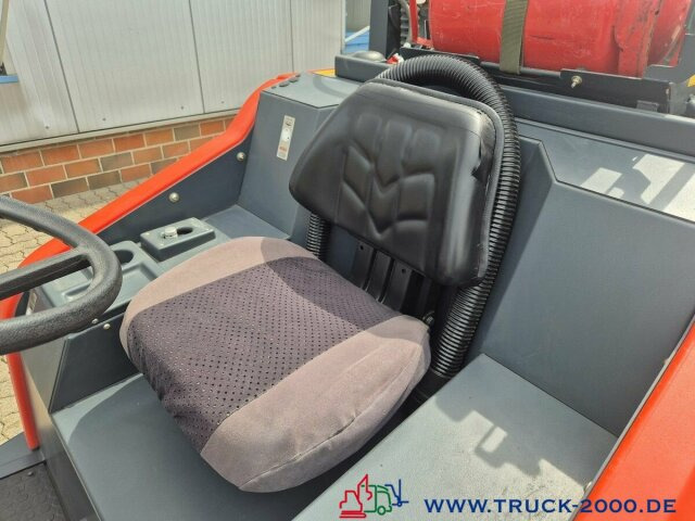 Hako Sweepmaster 1500RH Kehr- Flächen Hallenreiniger - Lakaisuauto: kuva Hako Sweepmaster 1500RH Kehr- Flächen Hallenreiniger - Lakaisuauto Hako Sweepmaster 1500RH Kehr- Flächen Hallenreiniger - Lakaisuauto: kuva Hako Sweepmaster 1500RH Kehr- Flächen Hallenreiniger - Lakaisuauto