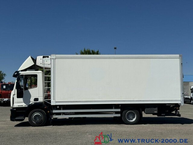 Iveco 120E22 Frisch- Tiefkühler Supra850MT 3Zonen +LBW - Refrigeraattori kuorma-auto: kuva Iveco 120E22 Frisch- Tiefkühler Supra850MT 3Zonen +LBW - Refrigeraattori kuorma-auto Iveco 120E22 Frisch- Tiefkühler Supra850MT 3Zonen +LBW - Refrigeraattori kuorma-auto: kuva Iveco 120E22 Frisch- Tiefkühler Supra850MT 3Zonen +LBW - Refrigeraattori kuorma-auto