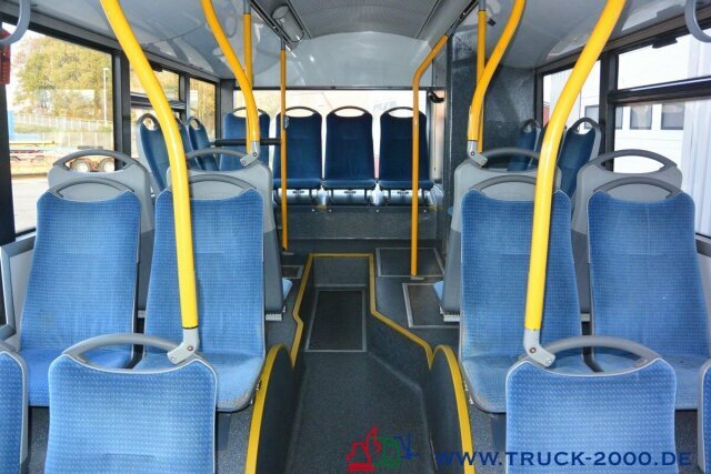 MAN Solaris Urbino 40 Sitz-& 63 Stehplätze Dachklima - Linja-auto: kuva MAN Solaris Urbino 40 Sitz-& 63 Stehplätze Dachklima - Linja-auto MAN Solaris Urbino 40 Sitz-& 63 Stehplätze Dachklima - Linja-auto: kuva MAN Solaris Urbino 40 Sitz-& 63 Stehplätze Dachklima - Linja-auto