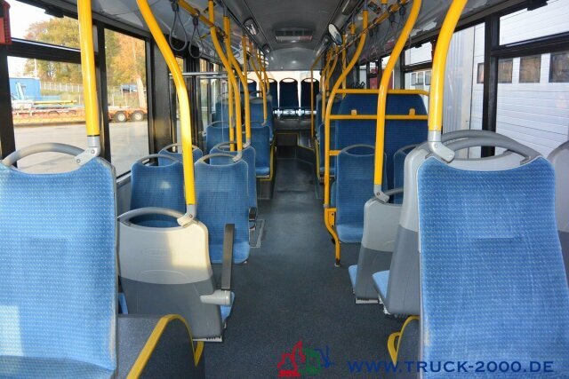 MAN Solaris Urbino 40 Sitz-& 63 Stehplätze Dachklima - Linja-auto: kuva MAN Solaris Urbino 40 Sitz-& 63 Stehplätze Dachklima - Linja-auto MAN Solaris Urbino 40 Sitz-& 63 Stehplätze Dachklima - Linja-auto: kuva MAN Solaris Urbino 40 Sitz-& 63 Stehplätze Dachklima - Linja-auto
