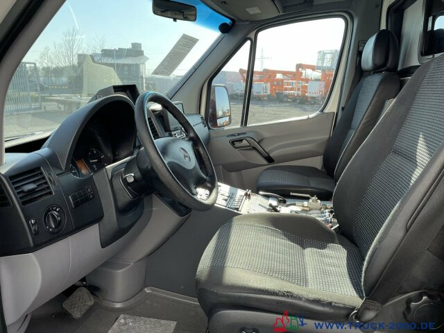 Mercedes-Benz 515 CDI Ölspurreiniger Technik Bj. 2013 TÜV NEU - Lakaisuauto: kuva Mercedes-Benz 515 CDI Ölspurreiniger Technik Bj. 2013 TÜV NEU - Lakaisuauto Mercedes-Benz 515 CDI Ölspurreiniger Technik Bj. 2013 TÜV NEU - Lakaisuauto: kuva Mercedes-Benz 515 CDI Ölspurreiniger Technik Bj. 2013 TÜV NEU - Lakaisuauto
